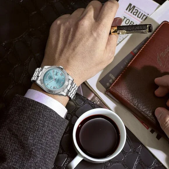 Men's Silver Cyan Stainless Steel Analog Classic Design Stylish Wrist Watch - Picture 5 of 6